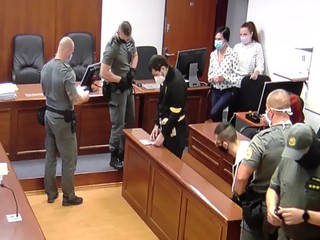 Vrahovia, ktorí vraždili, aby videli ľudský mozog, pred súdom všetko ľutovali