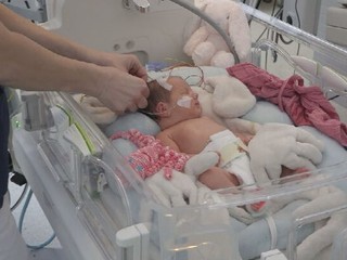 VIDEO: Školáci obdarovali predčasniatka v Martine