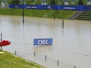 Čunovský šampionát zrušili, kanál je zatopený