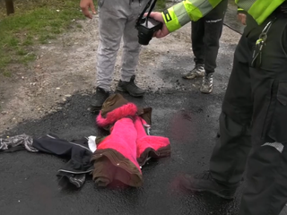 Dievča (11) vbehlo vodičovi do cesty. Do nemocnice ju museli odviezť na umelej pľúcnej ventilácii