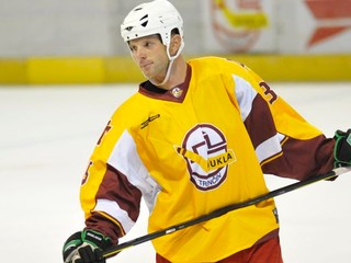 Lintner (35) v útoku vojakov