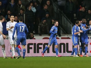 VIDEO: Hazard (22) to prehnal! Kopol na zemi do podávača lôpt