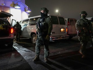 Trumpove elitné jednotky zasiahli. Po Madurovi uštedrili zásah aj Kremľu