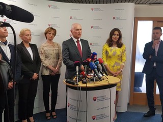 Lekársku službu prvej pomoci nahradí od 1. júla ambulantná pohotovostná služby