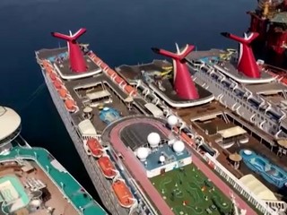 FOTOGALÉRIA: Kvôli koronavírusu končia na vrakovisku aj výletné lode