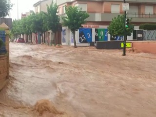 Najhoršie, čo sme zažili. Hovoria obyvatelia o záplavách