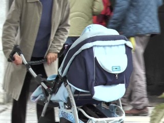 V Poľsku novinári v dokumente odhalili nelegálny obchod s deťmi. Suma sa pohybuje v desaťtisícoch