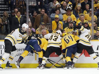 Zdeno Chára ustál TÚTO ranu, opäť sa bil