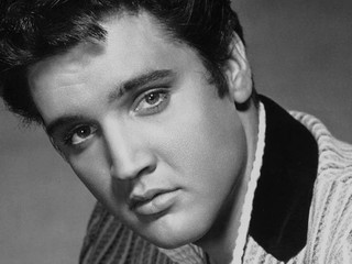 Vďaka modernej technológii si Elvisa Presleyho môžu fanúšikovia pripomenúť na netypických koncertoch