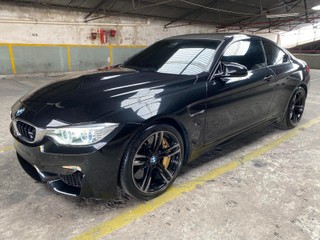 Diego Maradona jazdil do konca života v BMW: Dve idú teraz do aukcie, M4 skrýva prekvapenie