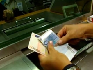 V piatok zasadal ekonomický krízový štáb. Prevádzky sa možno nebudú otvárať celoplošne