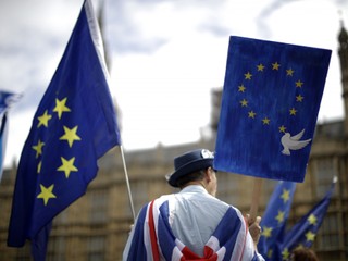 Briti si myslia, že bolo chybou odhlasovať v referende brexit