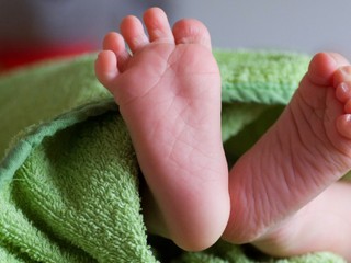 Cestu do pôrodnice im skrížila nehoda v tuneli. Kto im pomohol?