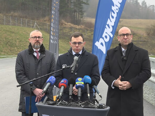 Koniec obchádzok? NDS začala výstavbu diaľničného privádzača Žilina – Lietavská Lúčka