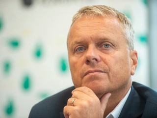 Reklama na úkor bezpečnosti: Strategické objekty chránime málo