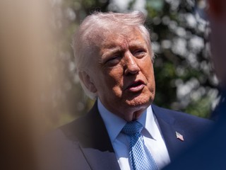 Trump oznámil, že dokumenty o mimozemšťanoch budú zverejnené už čoskoro