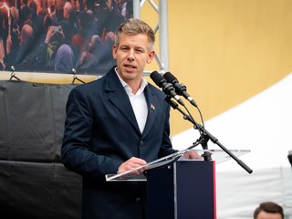 Orbán v ohrození? Prieskum ukazuje prekvapivý náskok Magyarovej strany