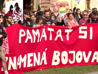 NAŽIVO z pochodu Zostávame v uliciach na pamiatku Matúša a Juraja