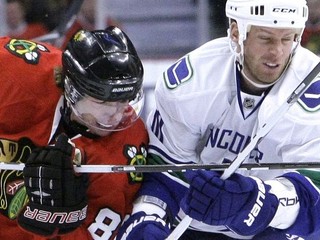 Mikrosúboj Hossa - Demitra 2:1