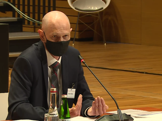 Okrem Šantu oznámil pozitívny výsledok na Covid-19 aj kandidát Peter Kysel