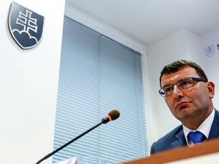 NAŽIVO: Riaditeľ finančnej správy k správe OLAF-u