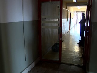 V Senici našli bezvládne telo muža, lekár nevylúčil cudzie zavinenie