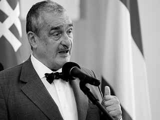 Zomrel český politik Karel Schwarzenberg