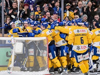 Spengler Cup ovládli po dvoch rokoch domáci