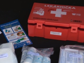 VRÁBELOVKY: Môžeme mať v autolekárničke veci po dátume spotreby?