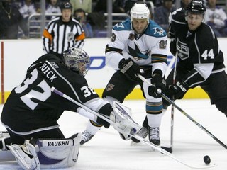 Handzuš asistoval výhre Kráľov