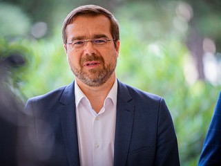 Minister zdravotníctva Krajčí pre TV JOJ: Bežná populácia sa k očkovaniu možno dostane až na jeseň