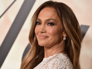 FOTO: Jennifer Lopez odhalila na fotke bradavku a rozkrok