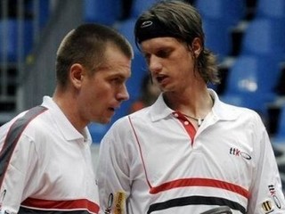 Mertiňák s Poláškom uspeli v debli, SR vedie 2:1