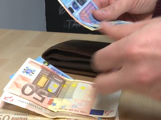 Okrem 13. dôchodku dostanú penzisti aj príspevok 150 eur