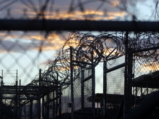 Jaroslava sa dostala do väzenia, lebo kradla. Chce odpustenie od detí