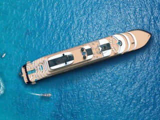 Najočakávanejšia luxusná výletná loď na svete mešká