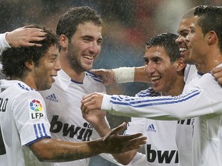 Svet čaká na zápas Realu s United, tvrdí Mourinho