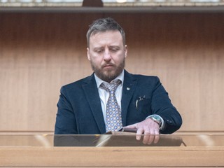 Novinár a vedec otestovali "Kotlárov" vedecký časopis. Za peniaze uverejnili vymyslenú štúdiu o prdení