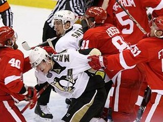 Penguins v zápase č. 7 opäť so Šatanom