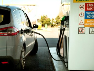 Streľba na benzínke pri Nitre. Muž tvrdil, že mu ide o život