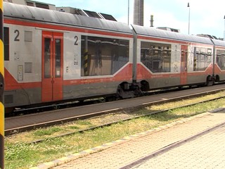 Migrant sa chcel schovať vo vlaku na toalete. Jeho prevádzač si vypočul verdikt