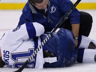 Stamkos si roztrhol meniskus, čaká ho dlhá pauza