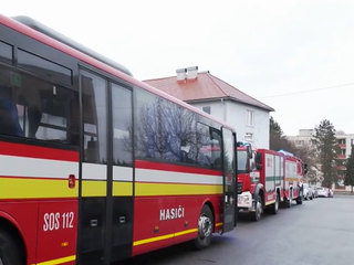 Nebezpečný únik plynov: Bytovku evakuovali, začiatkom roka v nej na otravu zomrel nájomník