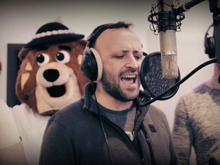 Hokejový maskot Macejko sa teší! Kandráčovci naspievali novú pesničku