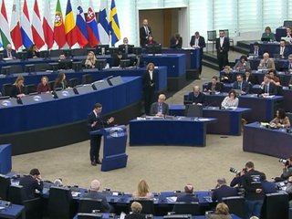 Európsky parlament chce posilniť obranu. Nie všetci europoslanci s tým ale súhlasia