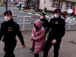 Matka mala svojho novorodenca násilne zabiť, teraz jej hrozí doživotie