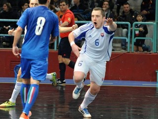 Slováci pokorili majstrov Európy a postúpili do baráže kvalifikácie MS 2016