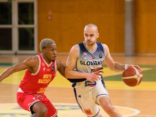 Slováci zdolali S. Macedónsko 82:73, postupová šanca žije
