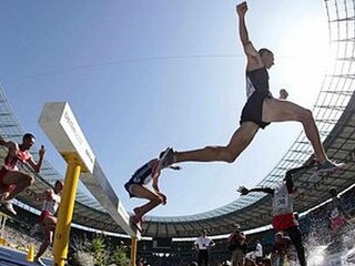 Vo finálových disciplínach MS dvíhal adrenalín divákov zo sedadiel