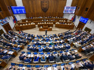 Exkluzívny prieskum AKO pre JOJ 24: Takto by dopadli najbližšie voľby